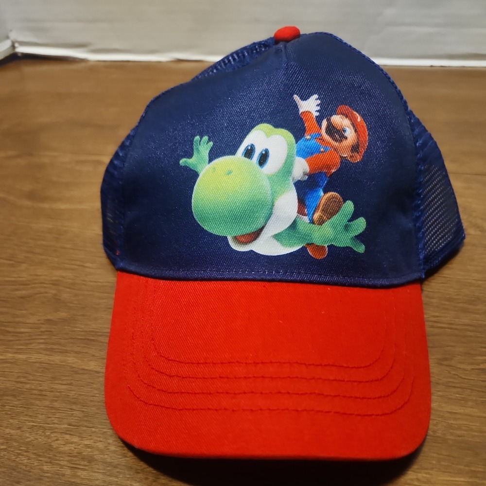 NWT Super Mario Galaxy MARIO YOSHI Kids' Snap-Back Baseball Hat Mesh One Size